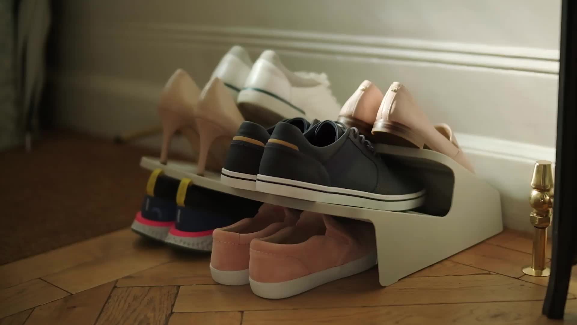 Large Space-saving Shoe Rack - Ecru | Joseph Joseph US
